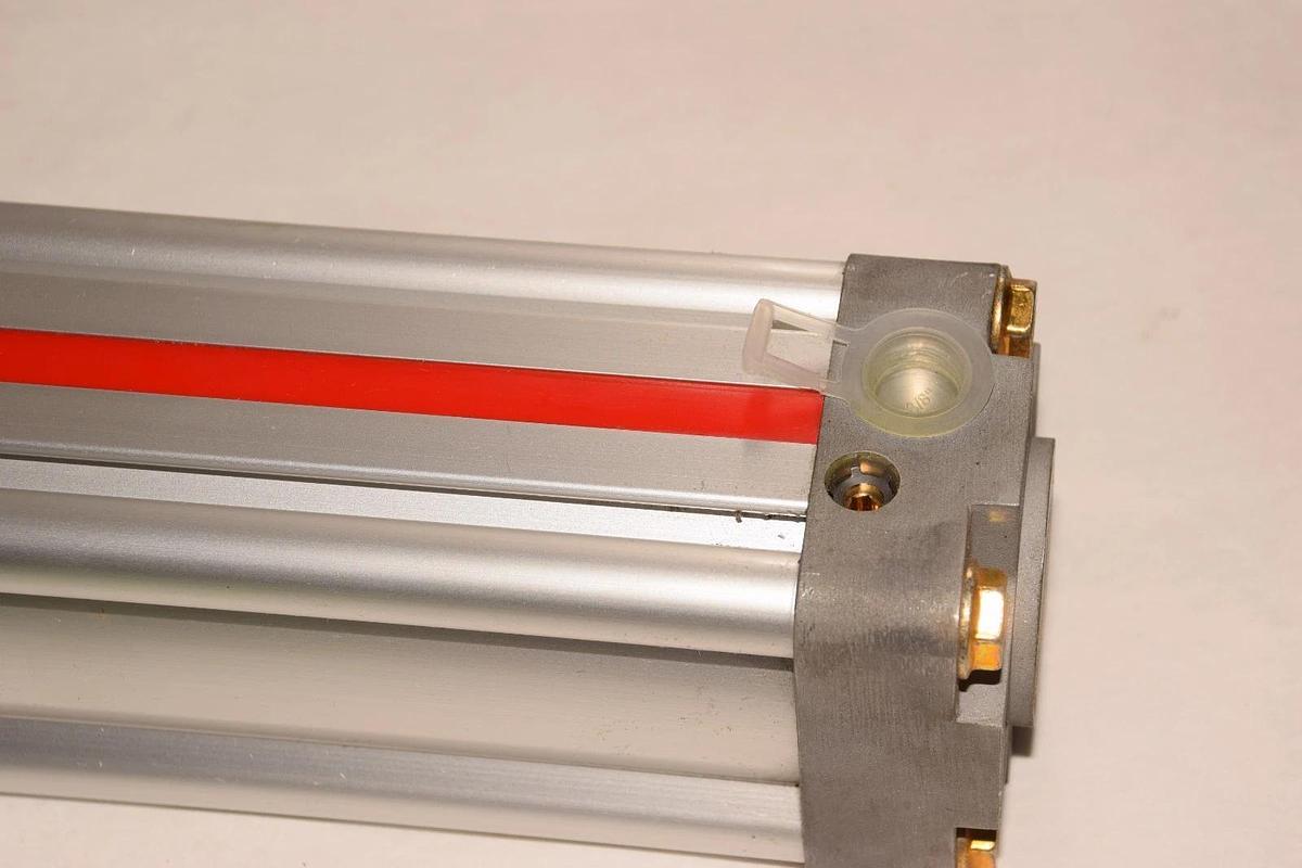 PARKER AZV-U5063/22 AZV5063/22(559) 10 BAR 145psi CYLINDER NEW