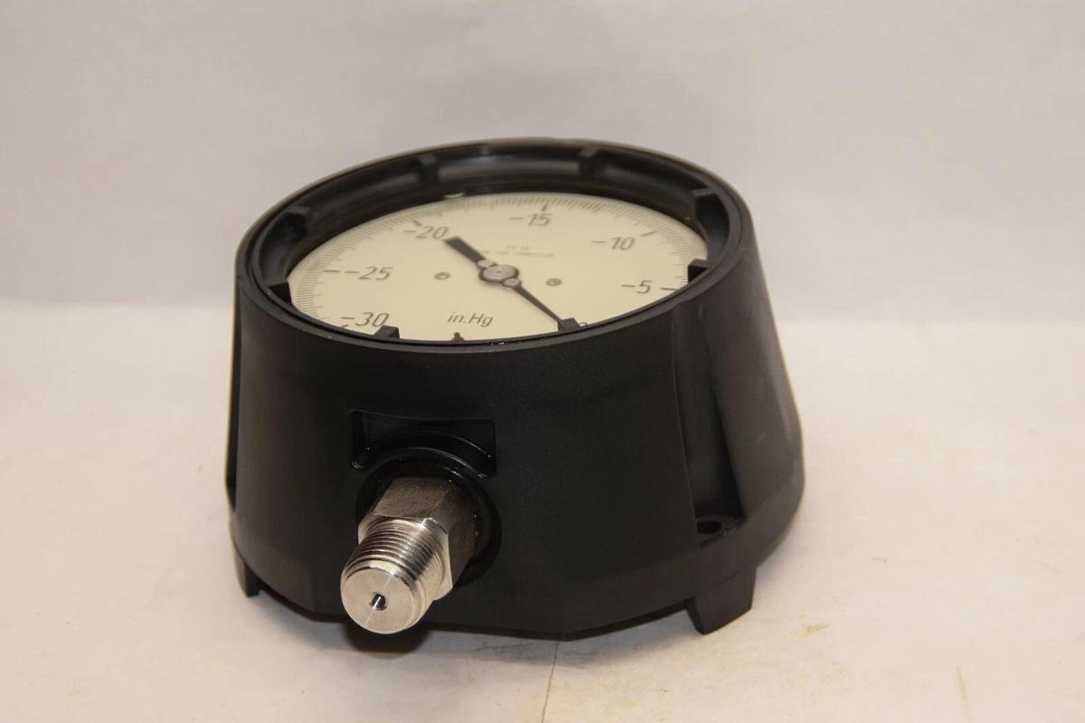 (NEW) WIKA -30 to 0 316 SS Tube and Connection Gauge