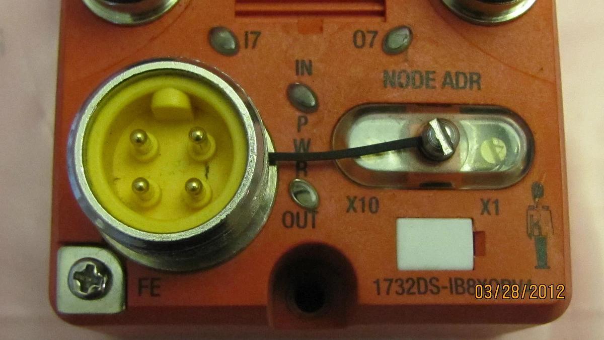 Used ALLEN BRADLEY DEVICENET BLOCK GUARD I/O 1732DS-IB8XOBV4 1732DSIB8XOBV4