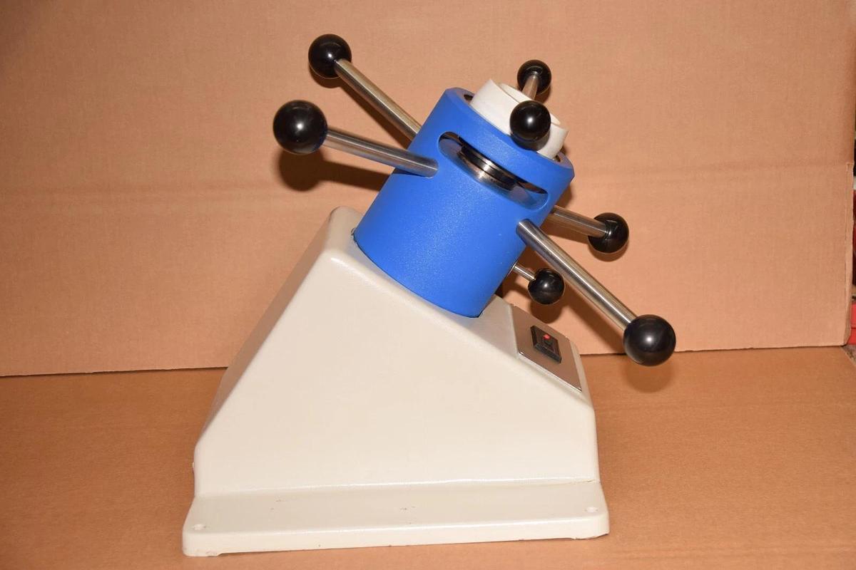 Used ERICHSEN 200 Lacquer Paint & Testing Machine *Crack*