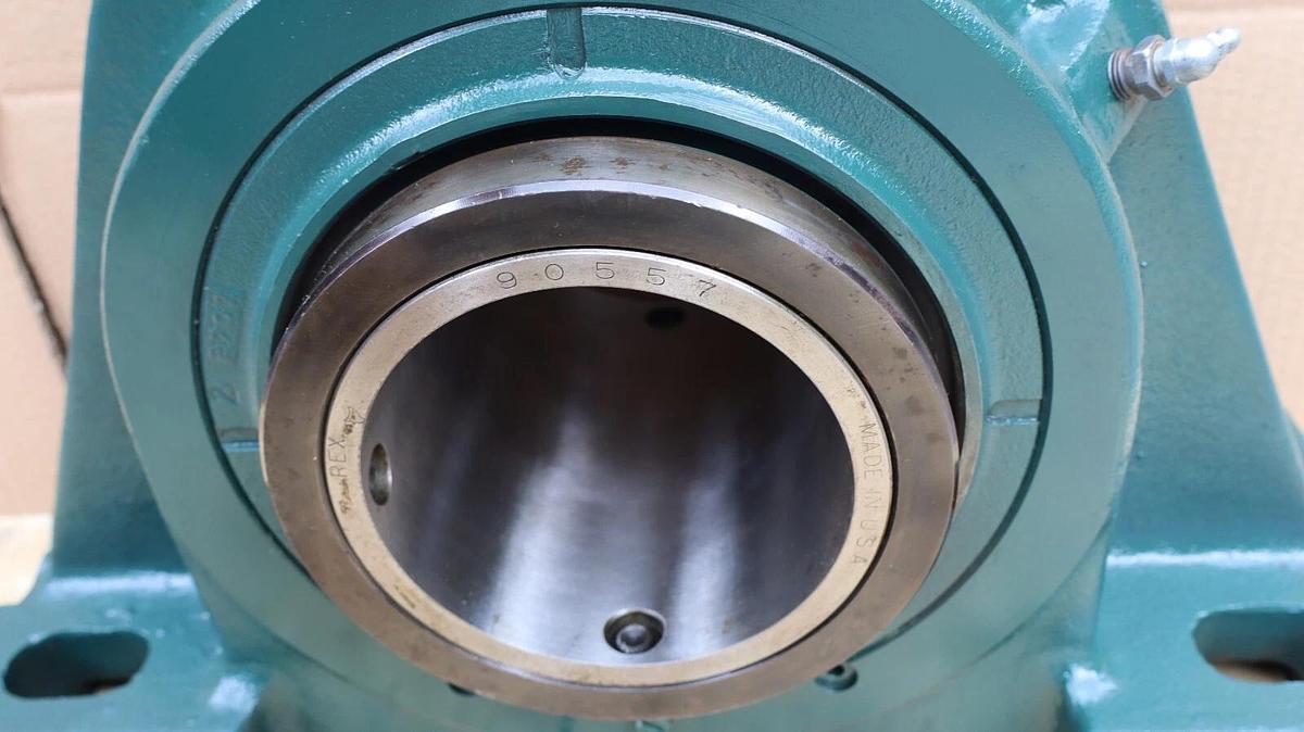 Rex 4 Bolt Pillow Block Bearing and Housing 5" 90557 5050780011 505 07800 11 NOS