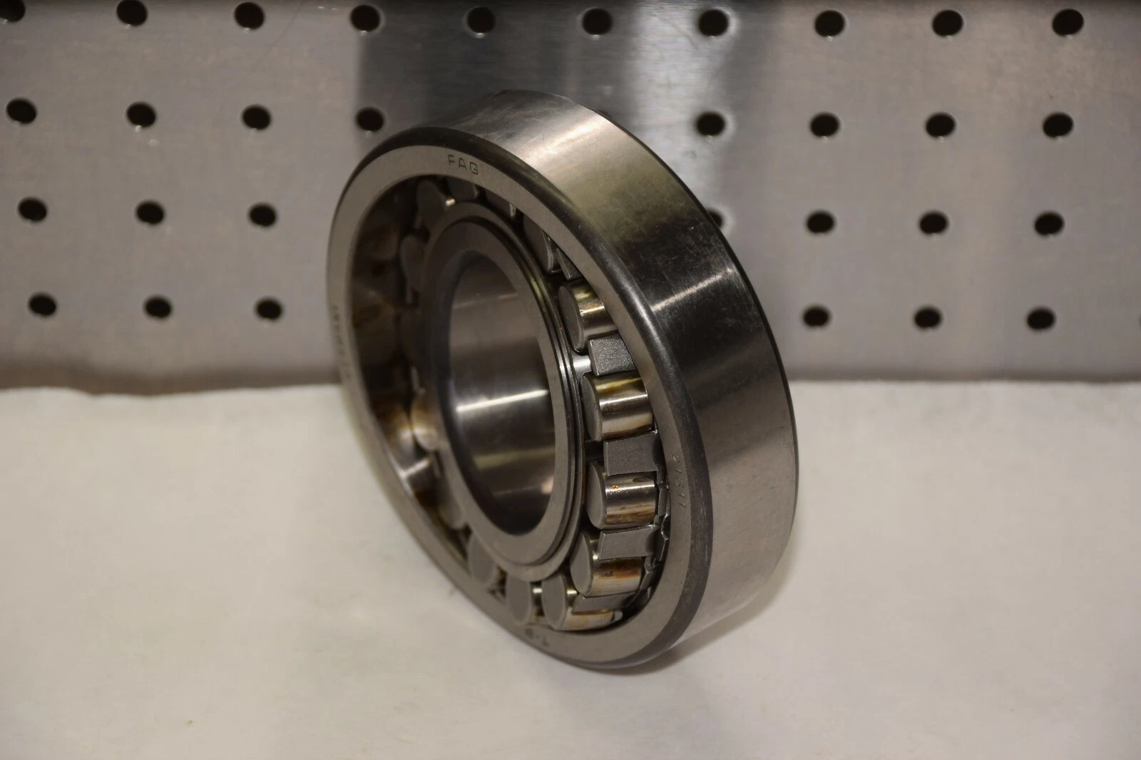 FAG 21311 SPHERICAL SELF ALIGNING BEARING NEW