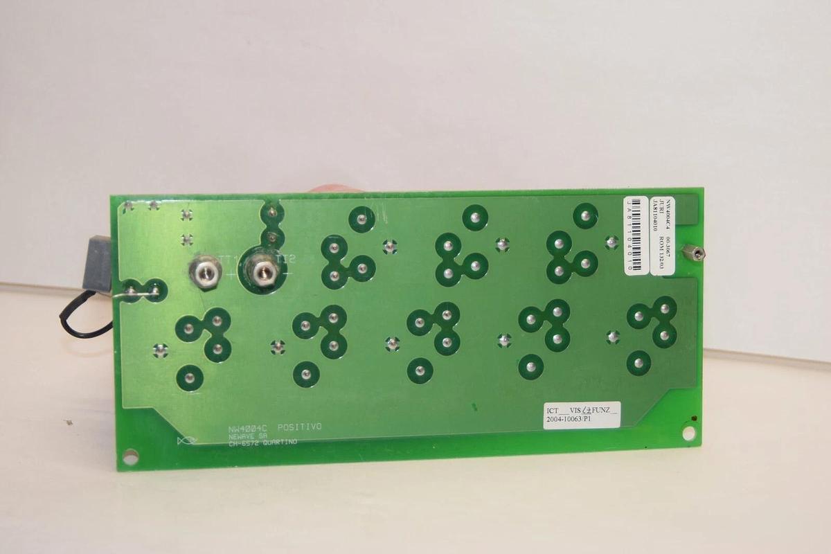 Used NEWAVE NW4004C CH-6572 SA Powerware Exide Circuit Board Card