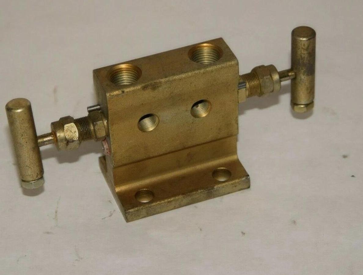 (NEW) ANDERSON GREENWOOD M4TVC-T 2-2579-1 Instrument Manifold Valve