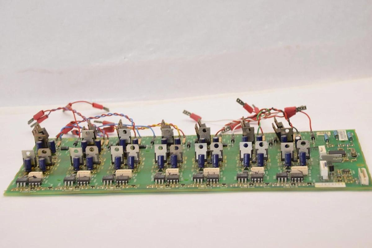 Used TELEMECANIQUE VX5A66105 Gate Driver Board