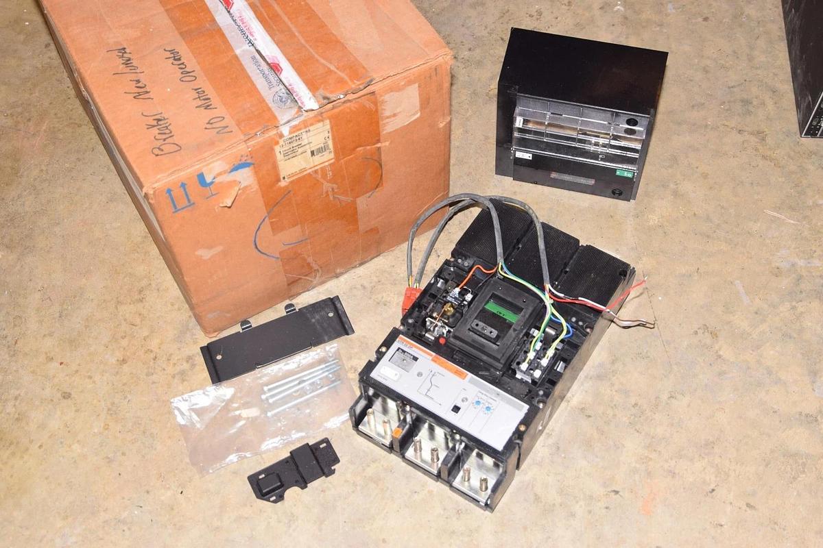 MERLIN GERIN 12-716072-61 800A Amp 3P Compact NS Circuit Breaker (NEW)