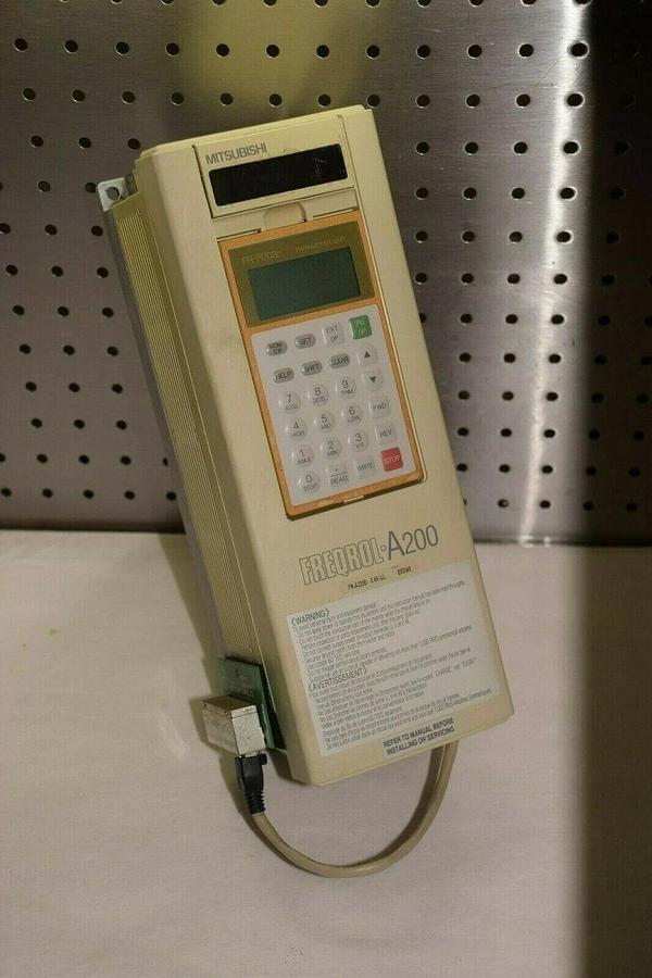 Used Mitsubishi Freqrol A-200 Inverter FR-A220E-0.4K-TF FR-A220E-0.4K-UL FRA220E04KTF