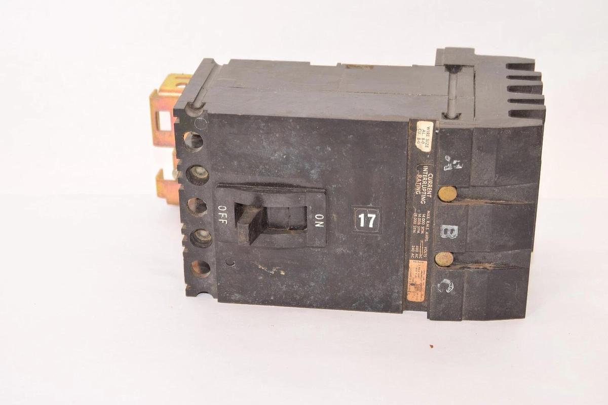 Used SQUARE D FA-36050 FA36050 50A 50 Amp 3P Circuit Breaker *Chip*