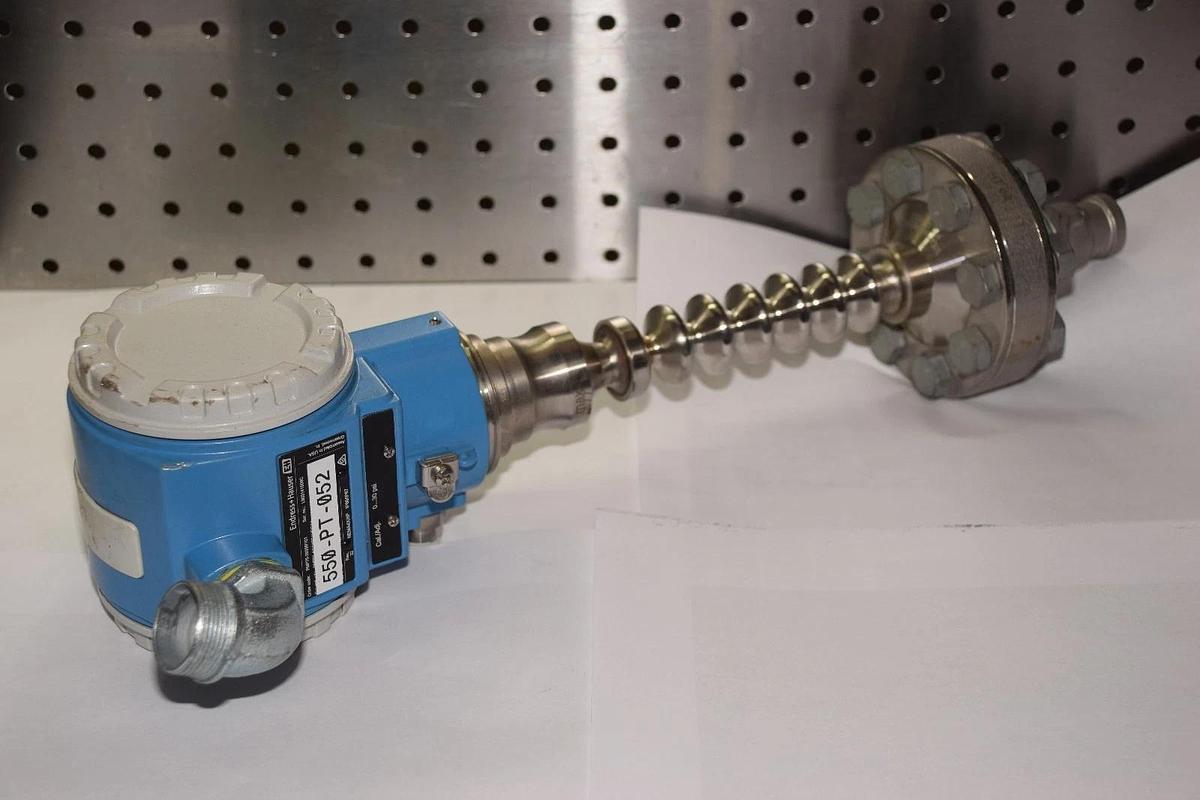 ENDRESS + HAUSER PMP75-29398/101 550-PT-052 0-30psi PRESSURE TRANSMITTER NEW