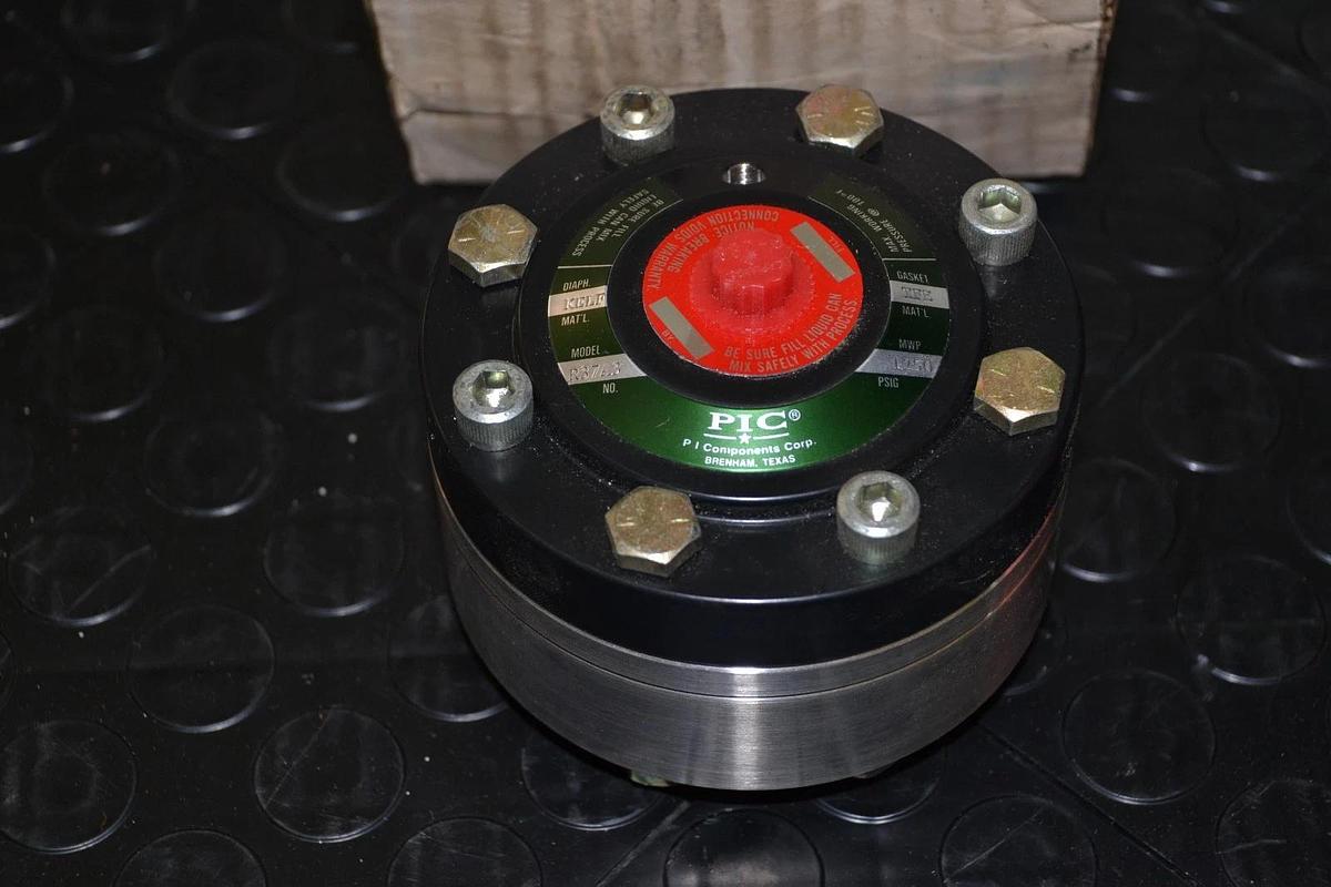 PIC Diapghragm Seals Seal R37A3.0057 R37A3 1/4 1" 316SS  KEL-F TEFLON  NEW