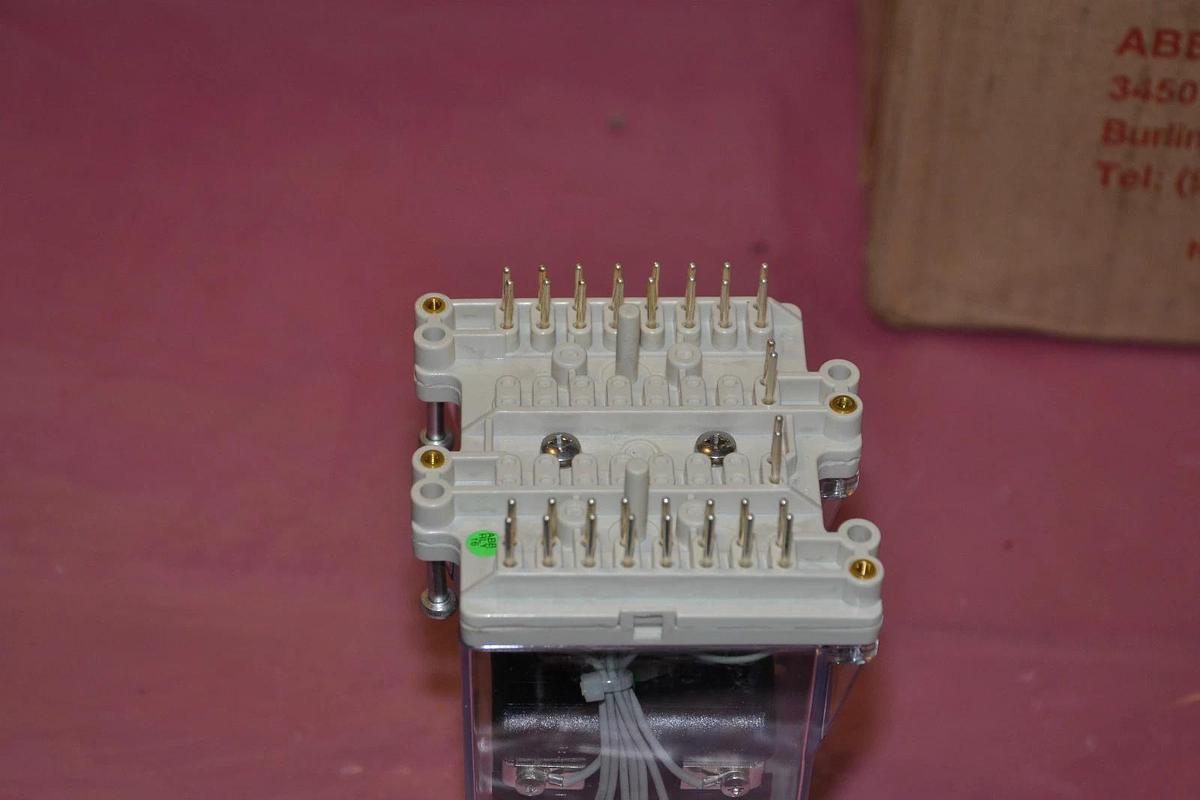 Used ABB ASEA RXMH 2 24V Combiflex Relay  RXMH2 RK 223 06