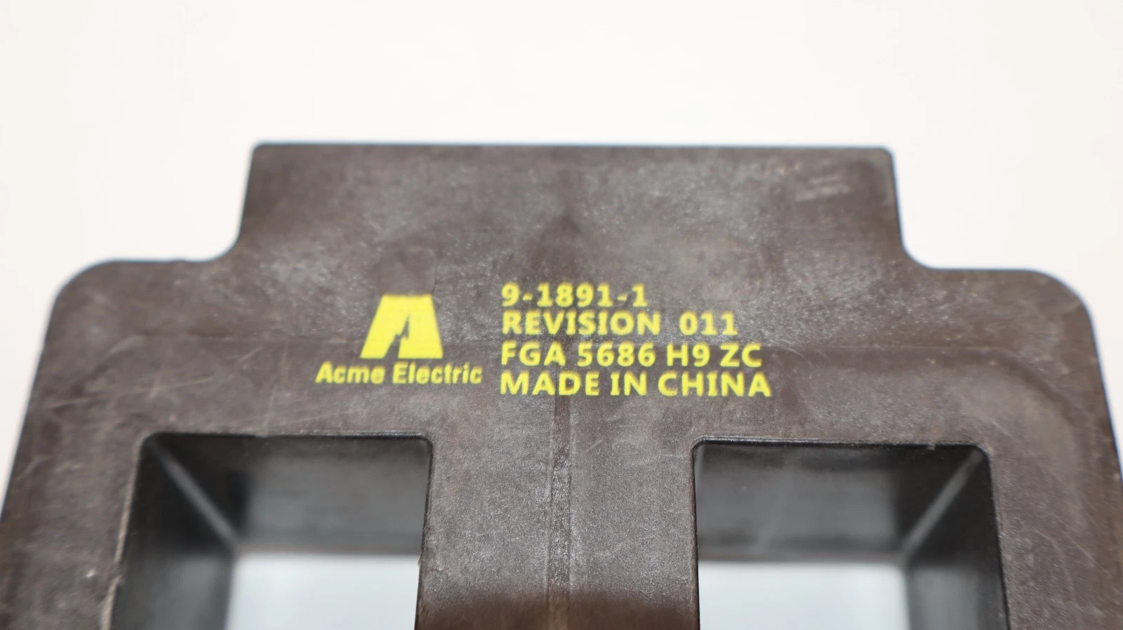 Used Acme Electric Contactor Coil 120/110V 9-1891-1 Rev 011 FGA 5686 H9 ZC