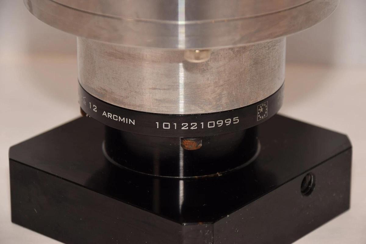 Used APEX DYNAMIC AE090 100:1 , 1012210995 Ratio Planetary Gearbox