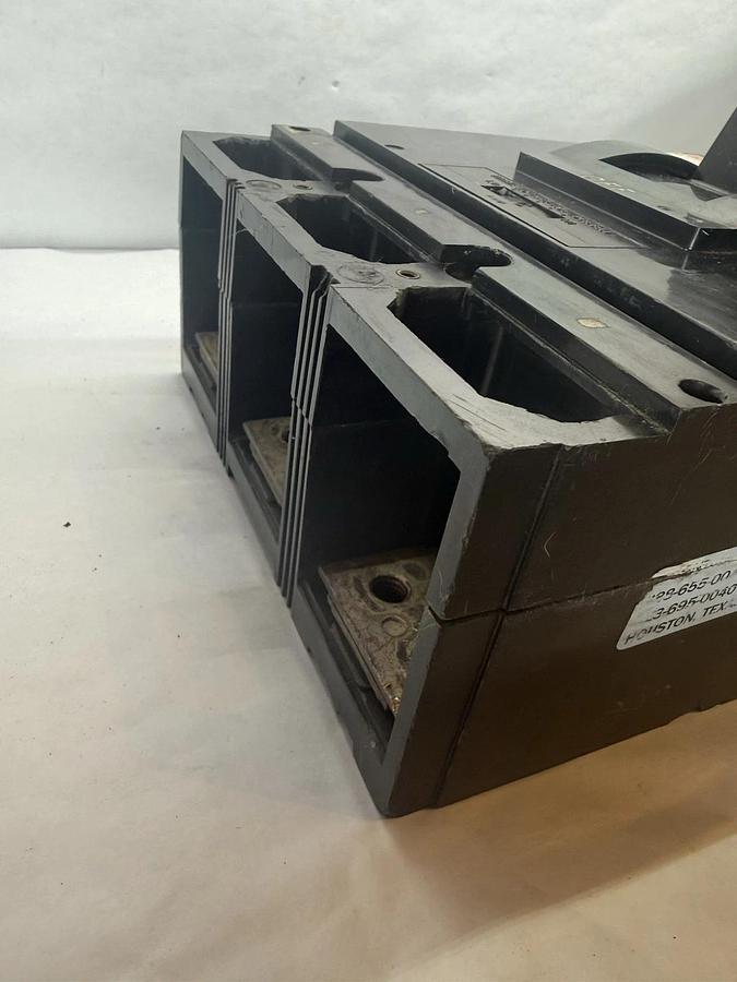 Used SQUARE D MA36600 600 AMP 600 VOLT 3 Pole, ma I-LINE Breaker BRK-MA36600 600A