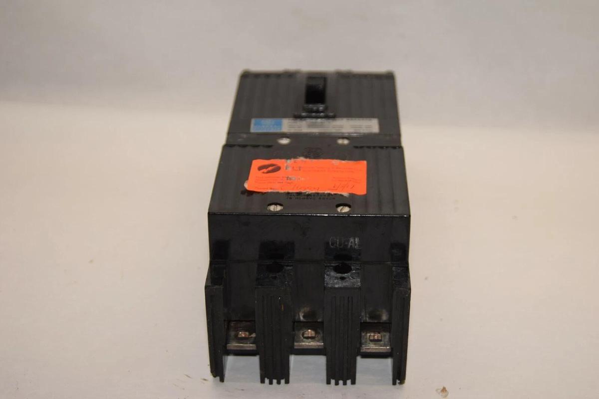 Used GE GENERAL ELECTRIC TB13100AW 100A 100 Amp 100A 600Vac 3P Circuit Breaker