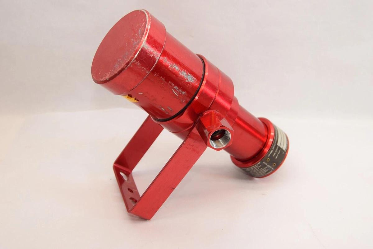 Used Det-tronics UV Fire Detector Controller  U7600B4722  U7600 B4722 120V