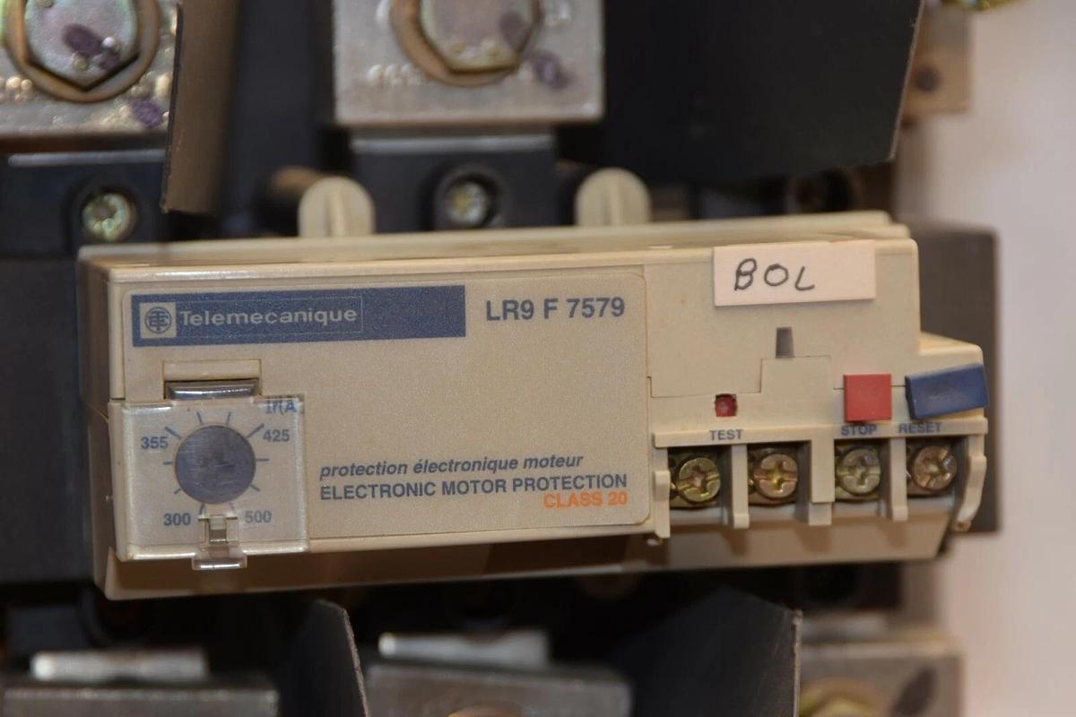Used TELEMECANIQUE LR9 F 7579 300A-500A Class 20 Electronic Motor Protection Relay