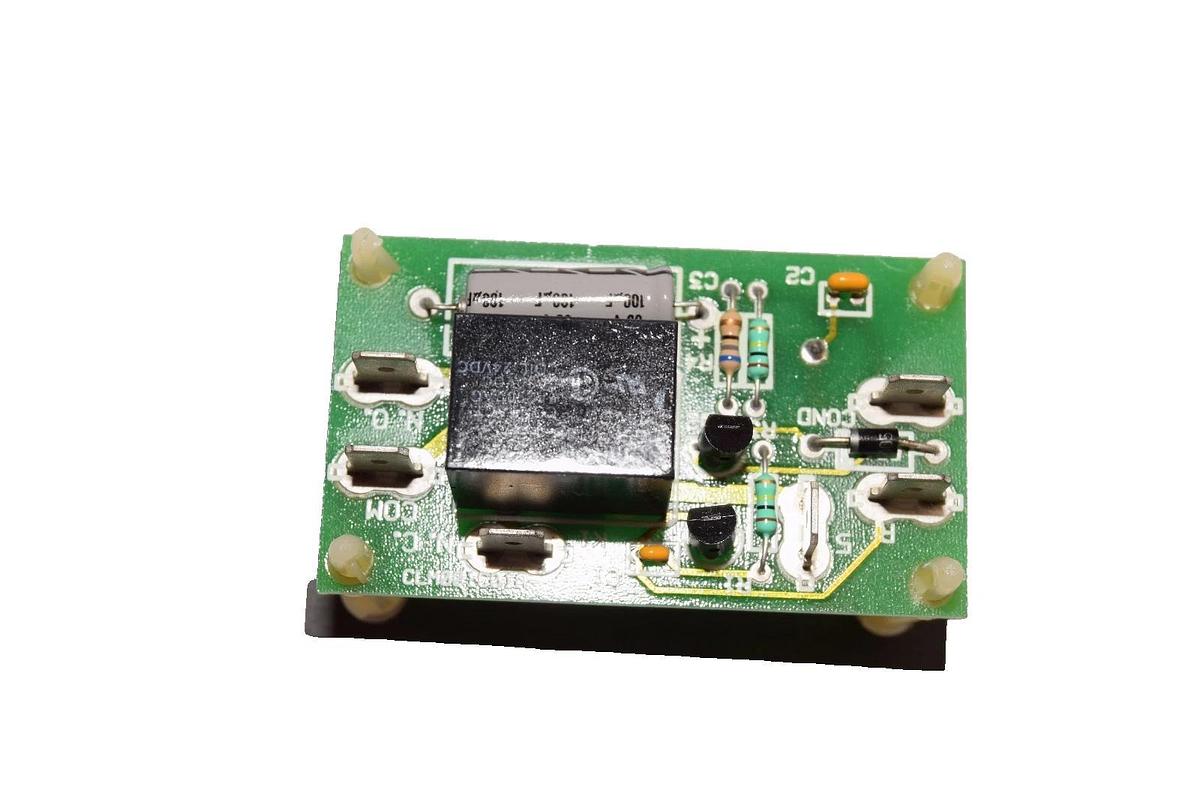 Galt Controls CLM001C01A , CLM001W1B-X0 Control Relay Circuit Board Card (New)