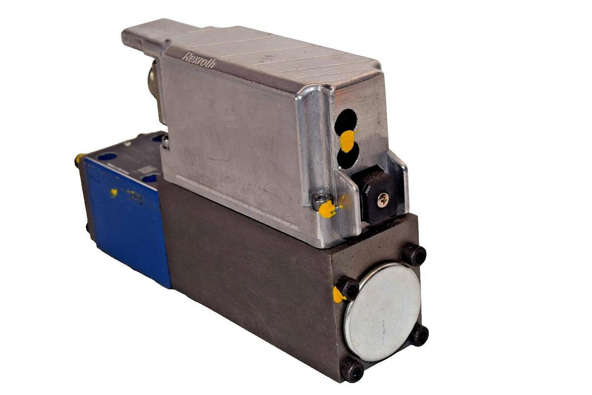 Rexroth Hydraulic Servo Proportional Valve 4WRPEH6C3B15P-20/G24K0/F1M (New)