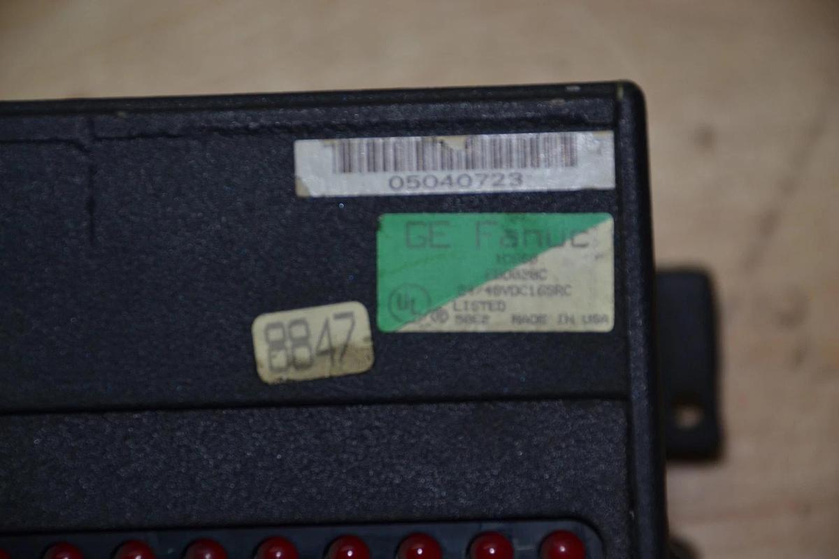 Used GE Fanuc Block IC660 EBD020C IC660EBD020C 24/48vdc16src 24/48vdc 16src