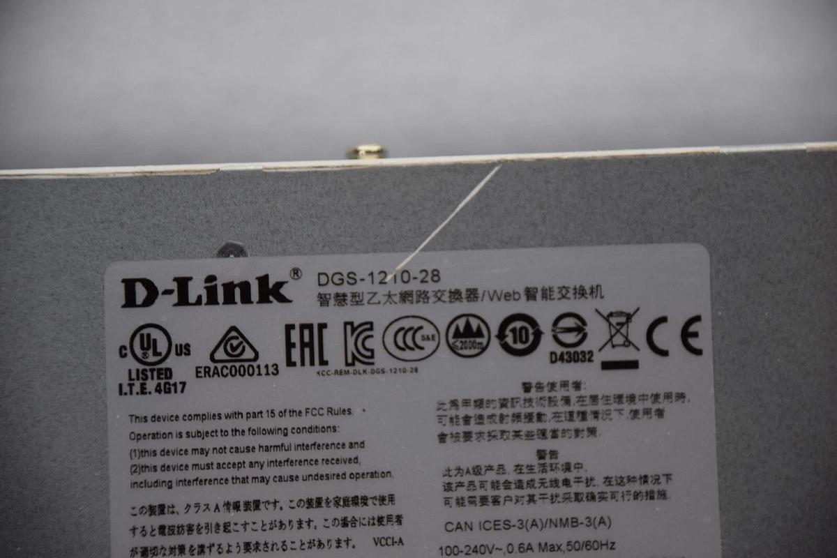 Used D-LINK DGS-1210-28 100-240V 0.6A Web Smart Switch