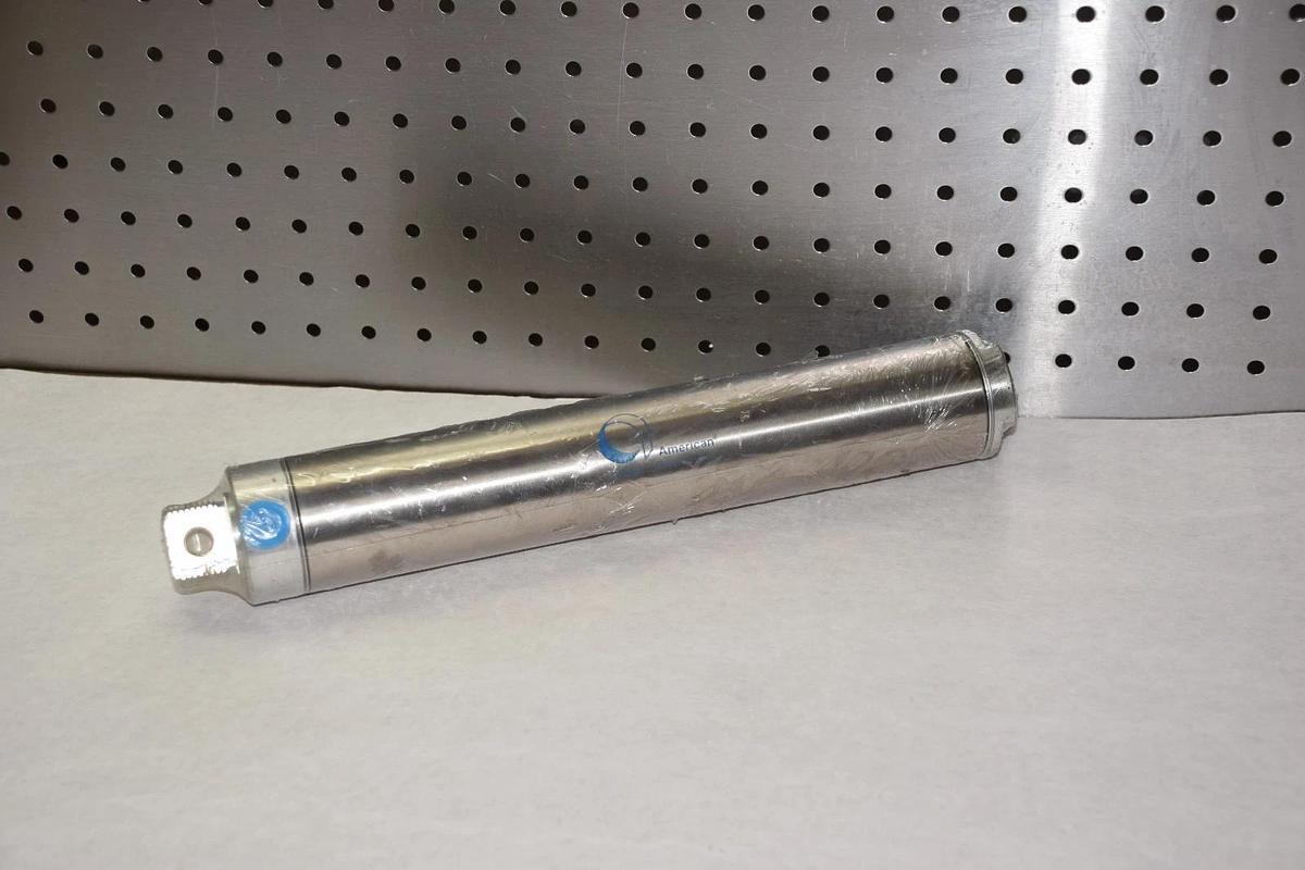 AMERICAN 2000SS-1026 CYLINDER  NEW IN ORIGINAL PACKAGING