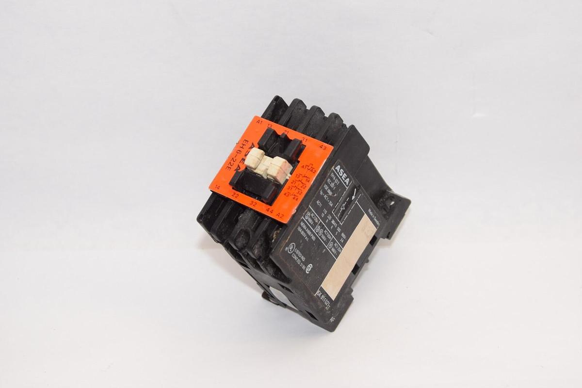 Used ASEA EH6-22E 110/120V , 50/60Hz Coil Control Relay
