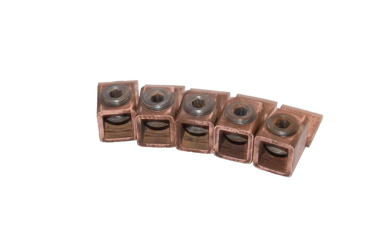 Used Ilsco D2264 4-500MCM Solid Copper Lugs (Lot of 5)