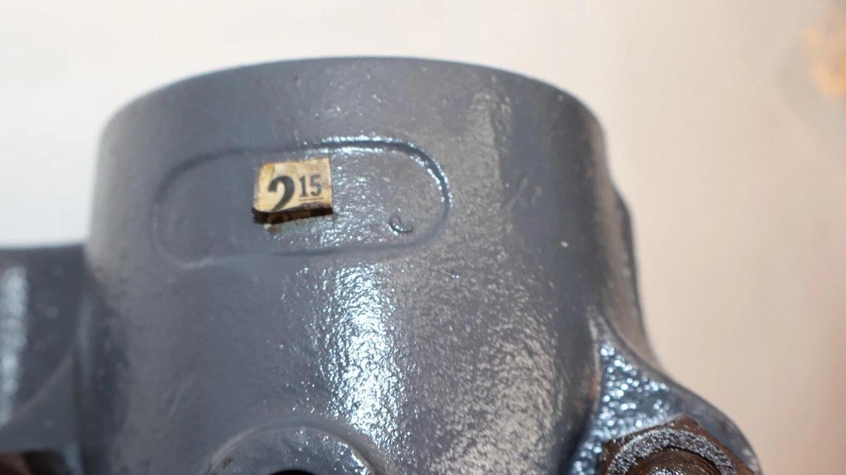 Link-Belt Link Belt 4 Bolt Sleeve Pillow Block Bearing Housing 2-15/16" NOS