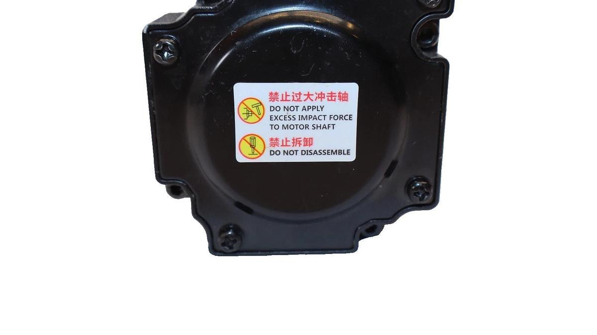 (NEW) HCFA CCM SV-X2MH040A-N2LA 40402190222000000000  220-240v 2.1A Servo Motor