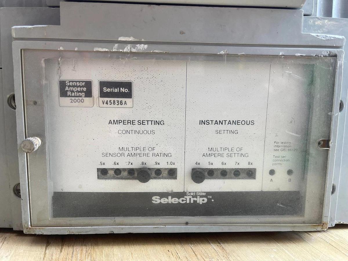 Used General Electric GE Power Breaker Manual Circuit Breaker TPR6620 2000 Amp 2000A