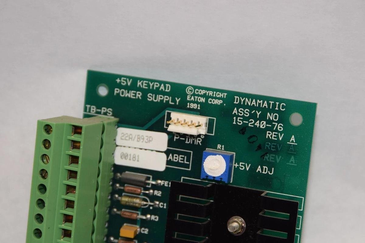 Used EATON / DYNAMIC 15-240-76 Rev. A +5V Keypad Power Supply