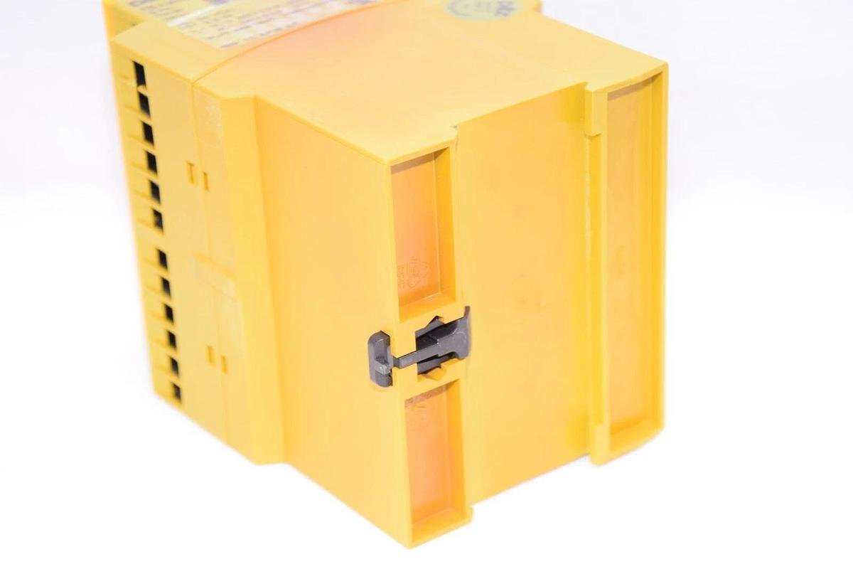Used PILZ PZE9 24vdc 8n/o 1n/c PZE924vdc8n/o 1n/c 3.5w Safety Relay