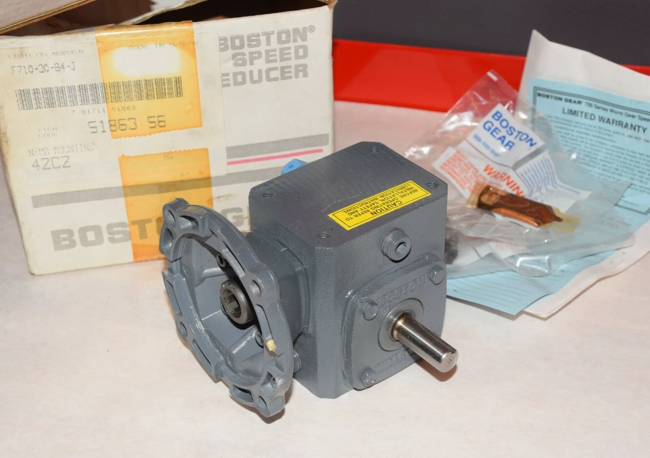 NEW BOSTON GEAR F710-30-B4-J F710-30-B4-J 30:1 .15HP RATIO GEAR SPEED REDUCER
