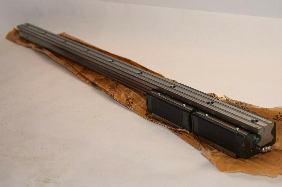(NEW) THK HSR30R2ZZC0-680L-II 680mm Length 30mm Bar Width Linear Guide