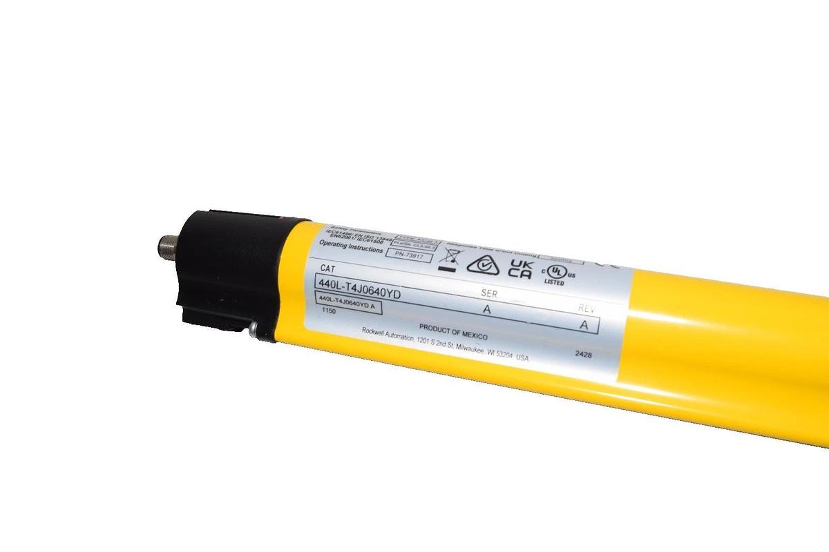 Used Allen Bradley Guardmaster AB Safety light curtain 440L-T4J0640YD Transmitter