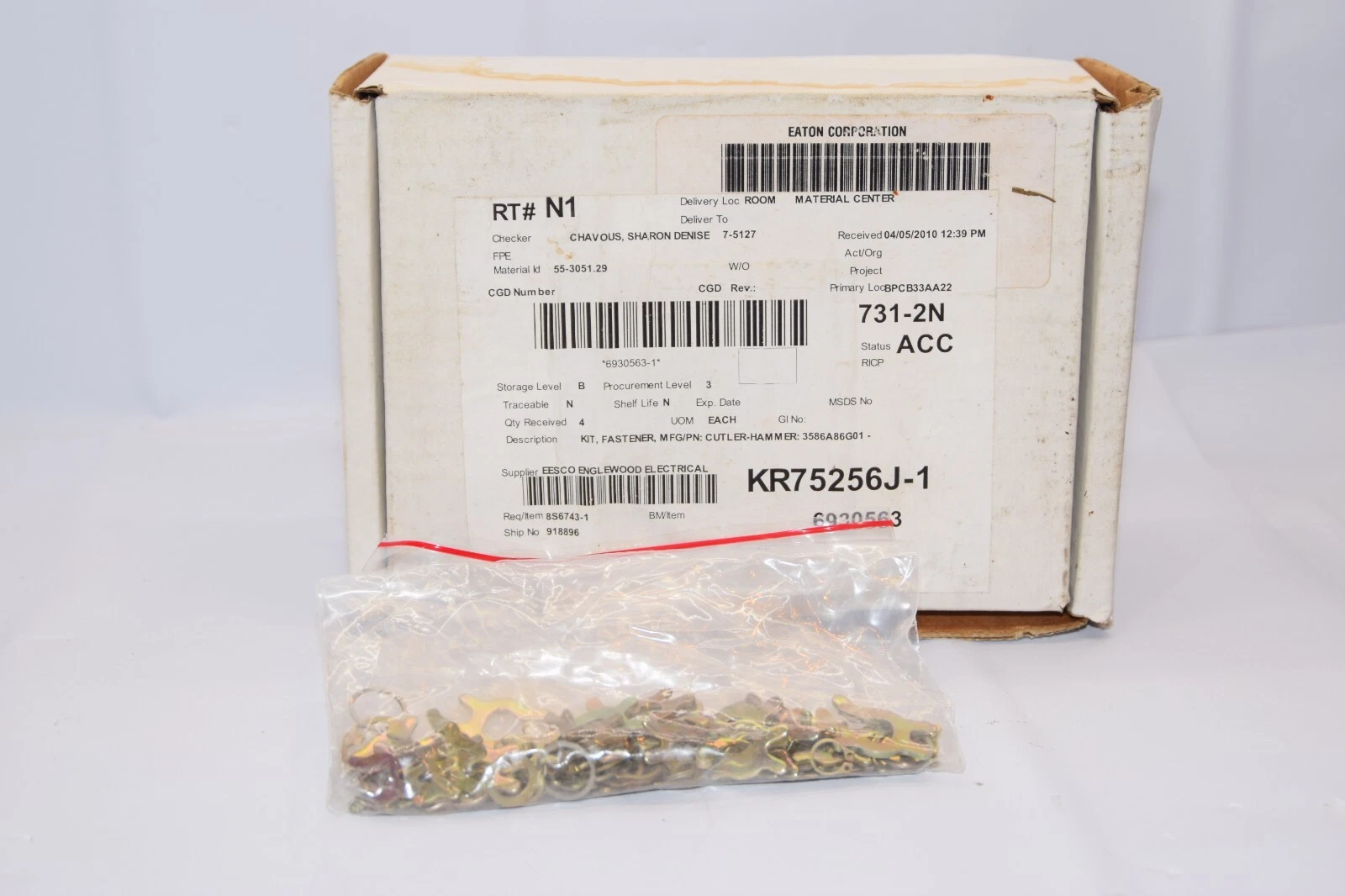 (NEW) CUTLER HAMMER 3586A86G01 Circuit Breaker Kit Washer E Ring + X Clip