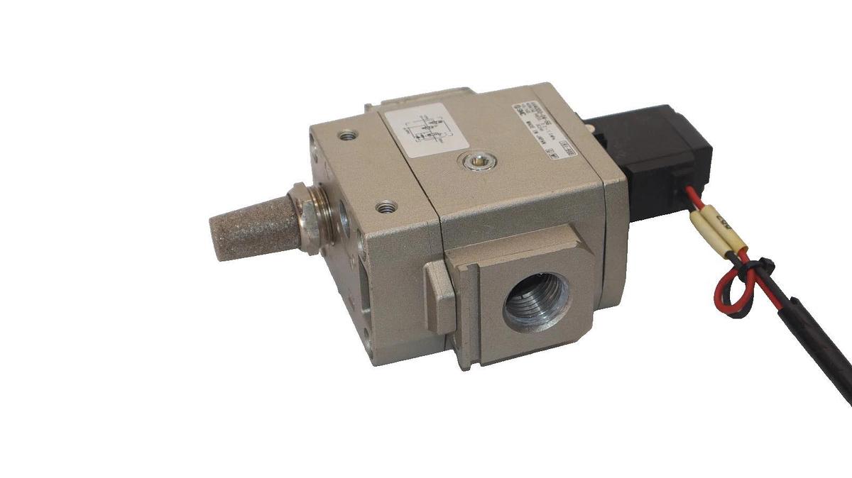 Used SMC AV4000-04-5G , AV4000045G 1/2" npt 0.2-1.0MPa 24Vdc Pneumatic Valve