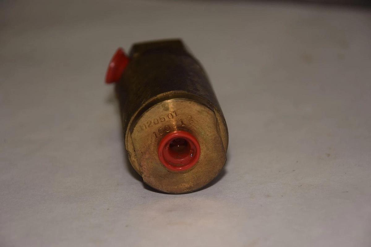 AIRMATIC 11205-01 1" STROKE 5/16" BORE SINGLE ACTION CYLINDER NEW