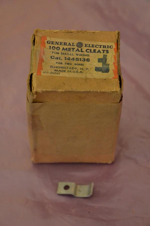 GENERAL ELECTRIC 100 MEAL CLEATS 1445136 NEW