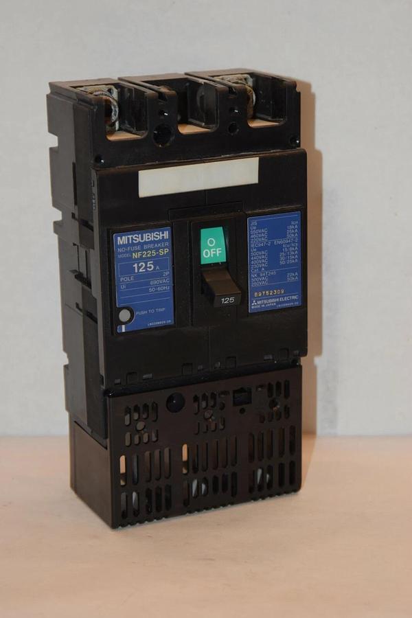 Used MITSUBISHI NF225-SP NF225SP MF225 SP 125 A Amp 125A 2P No-Fuse Breaker