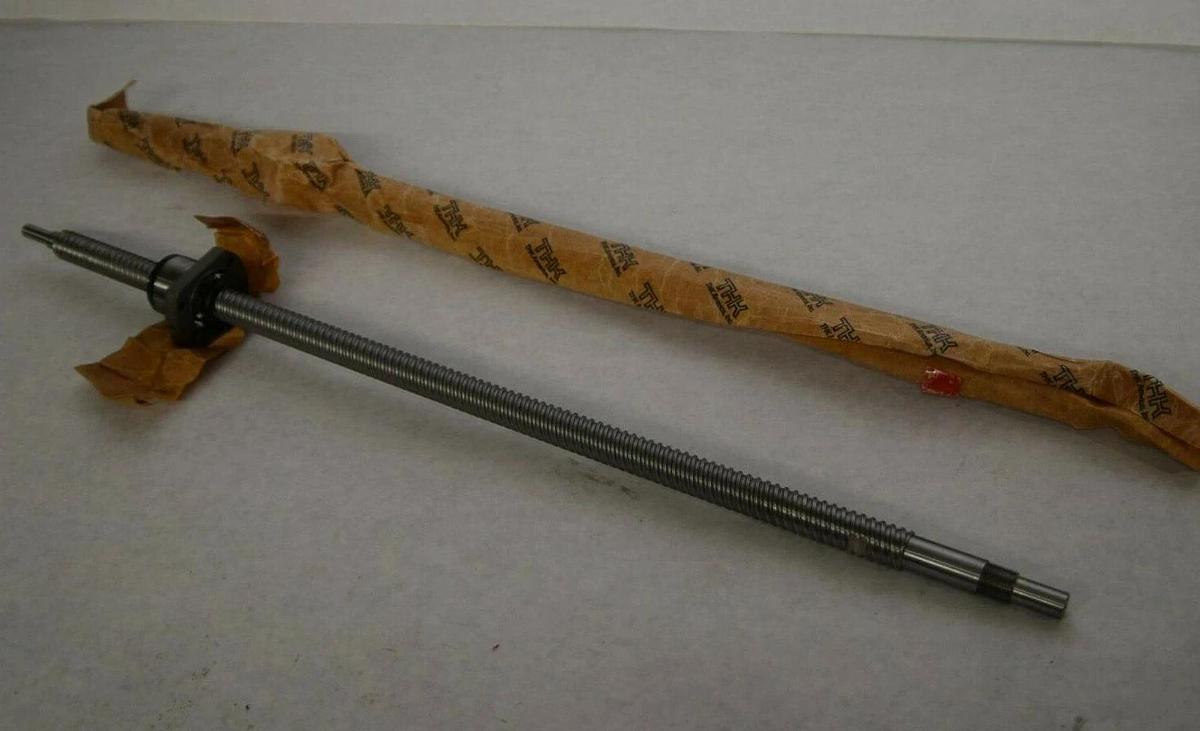 (NEW) THK BLK2020E DAX-8G29 660mm Length 20mm Dia Rolled Ball Screw