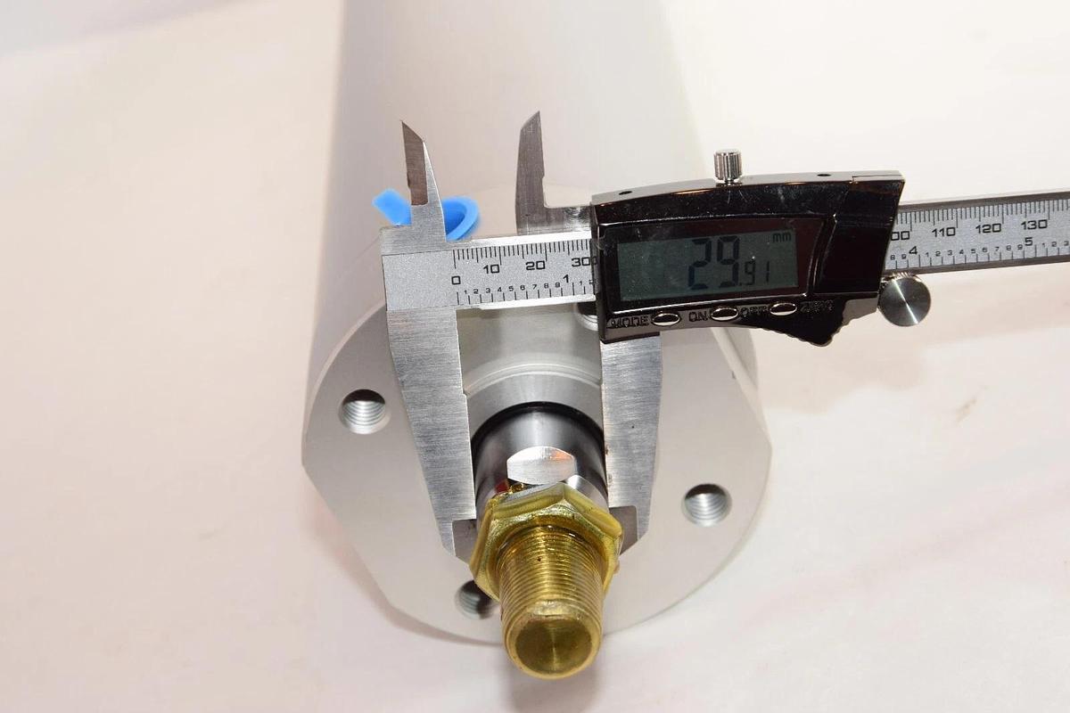 (NEW) SMC CG1BN100-330-XA28MC18 150psi Pneumatic Air Cylinder