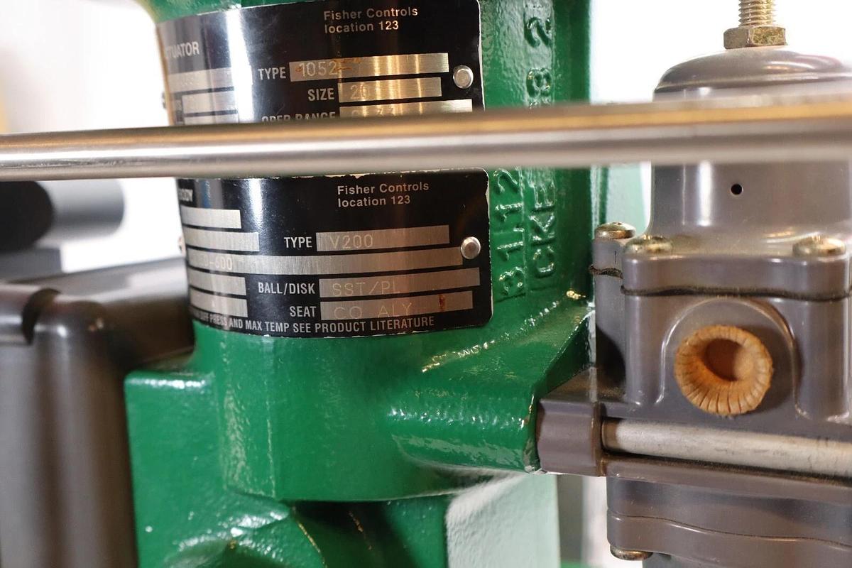 Fisher Valve 1052 Size 20 Actuator V200 Body CL150-600 FIELDVUE DVC6020 Ctrl