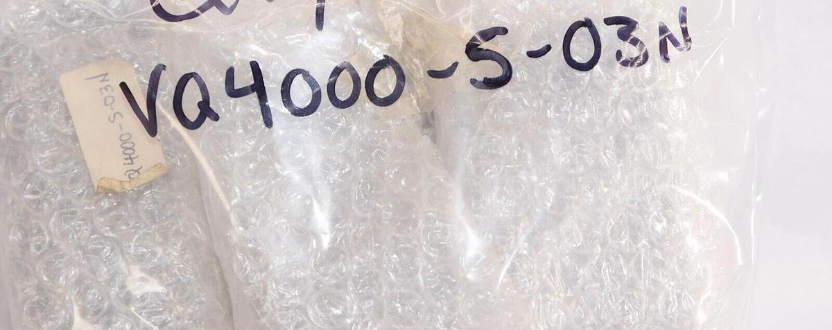 (NEW) SMC VQ4000-5-03N Sub Plate