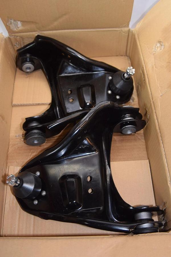 (NEW) K620172 K620173 X00347IVKD Front Upper Control Arms W/B...D Suspension