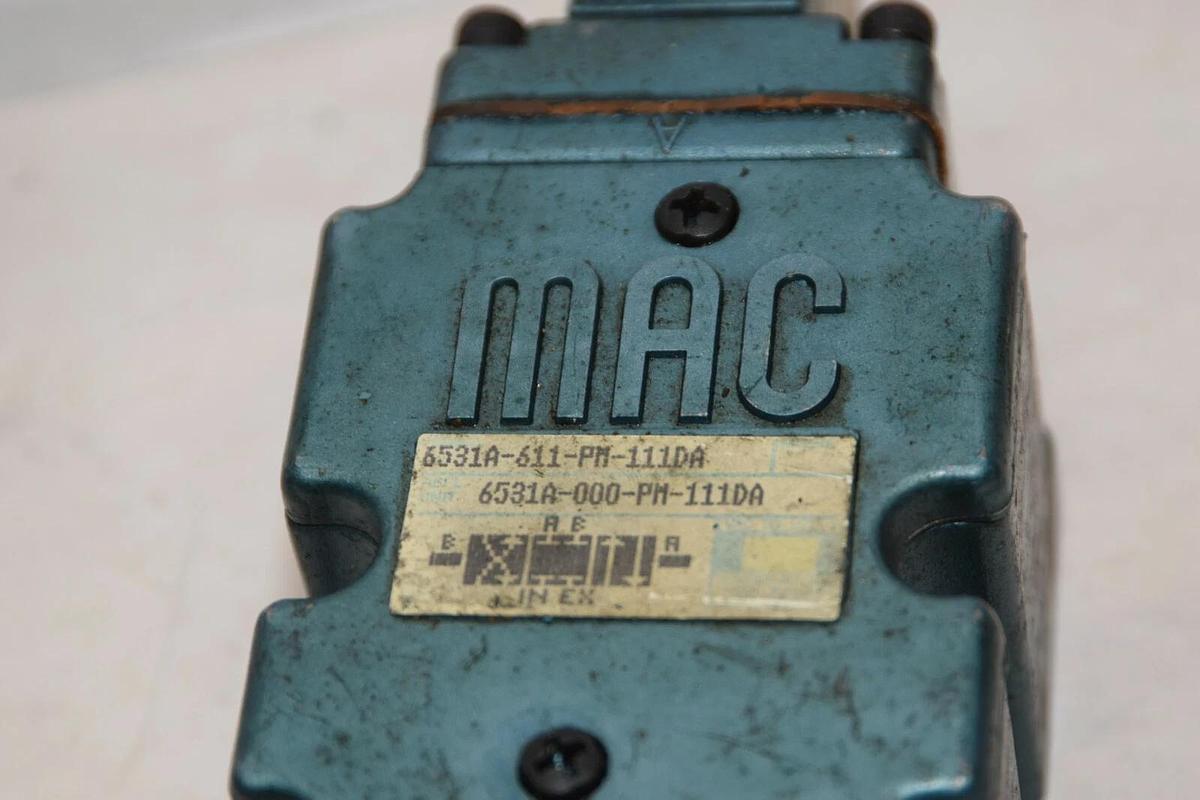 Used MAC VALVES 6531A-000-PM-111DA 24Vdc 2.5W 150psi (2)Coil Solenoid Valve