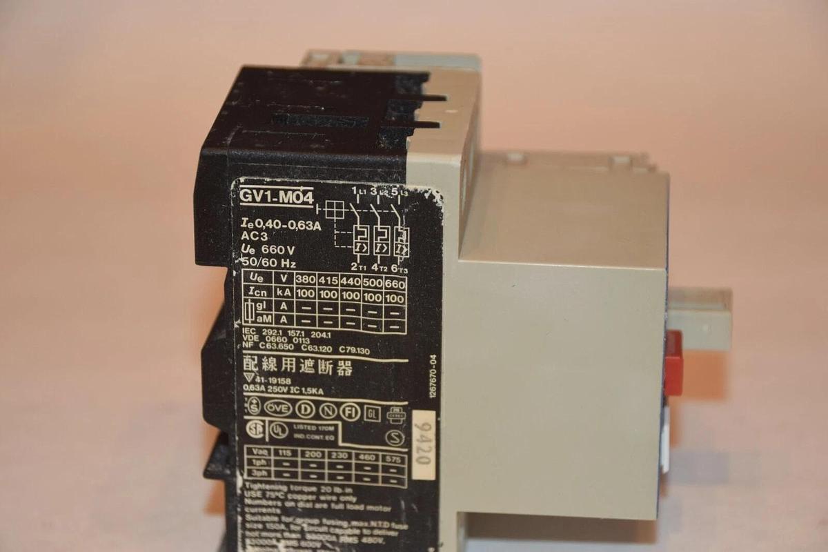 Used TELEMECANIQUE GV1-M04 GV1M04 0.4-0.63A MOTOR CIRCUIT BREAKER w/ Aux GV1-A01