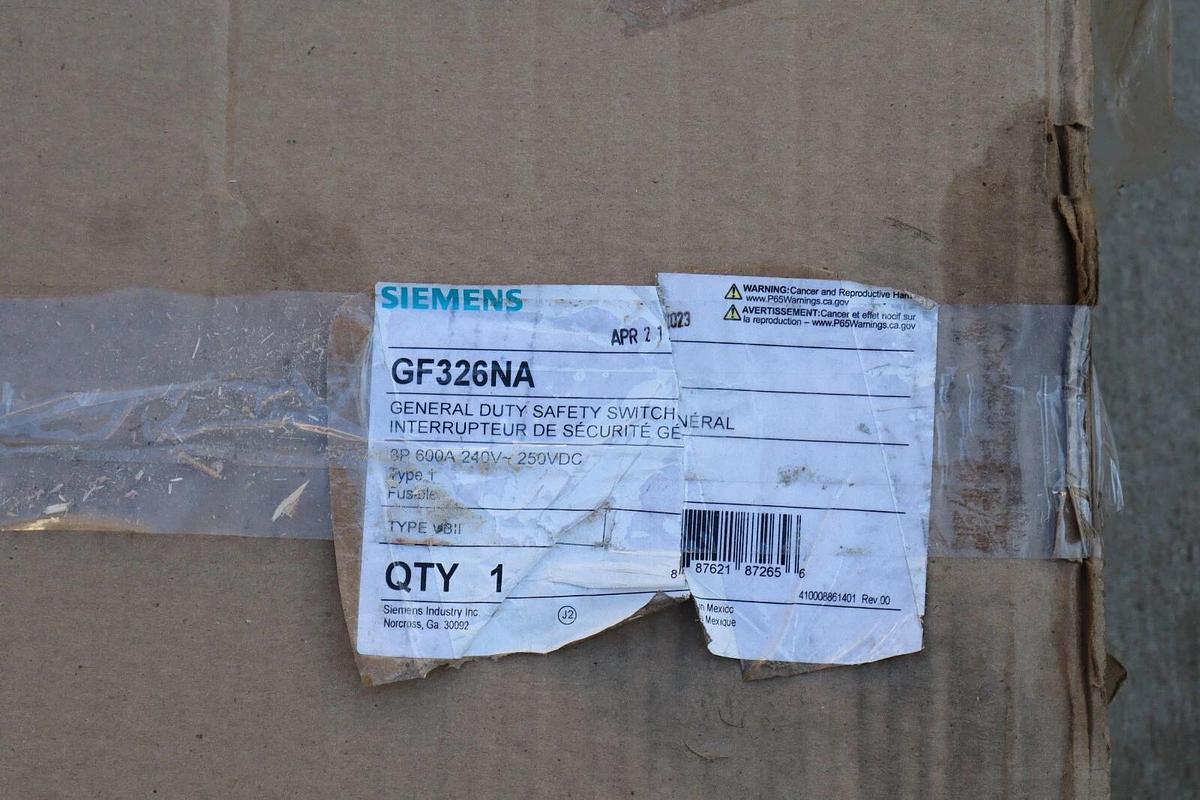 Siemens GF326NA General Switch Fusible Disconnect 600A 600 Amp 3p Typ 1 240v NEW