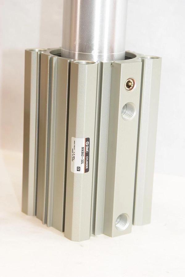 (NEW) SMC MKB63-50L Rotary Clamp Cylinder